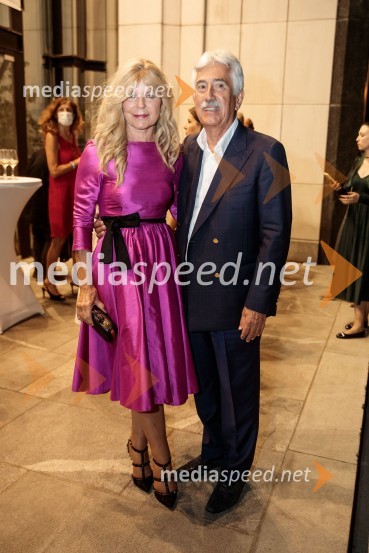  Darja Kuhar Kotnik, soustanoviteljica in podpredsednica Društva za zdravje naroda;  Rajko Kotnik, državni pravobranilec, bivši predsednik Lions Ljubljana RožnikAnna Netrebko in Yusif Eyvazov, nastop v okviru 69. Ljubljana Festivala