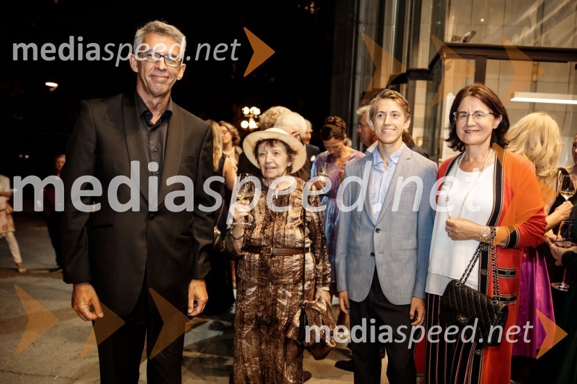  Andrej  Kren, glavni direktor družbe Delo d.o.o.;  ... ;  Marko Trstenjak; dr. Verica Trstenjak, pravnicaAnna Netrebko in Yusif Eyvazov, nastop v okviru 69. Ljubljana Festivala