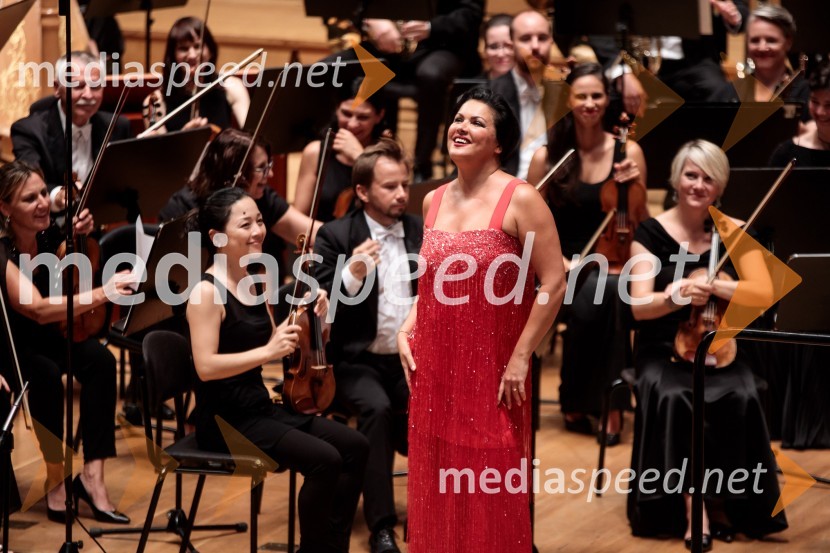  Anna Netrebko, sopranistkaAnna Netrebko in Yusif Eyvazov, nastop v okviru 69. Ljubljana Festivala