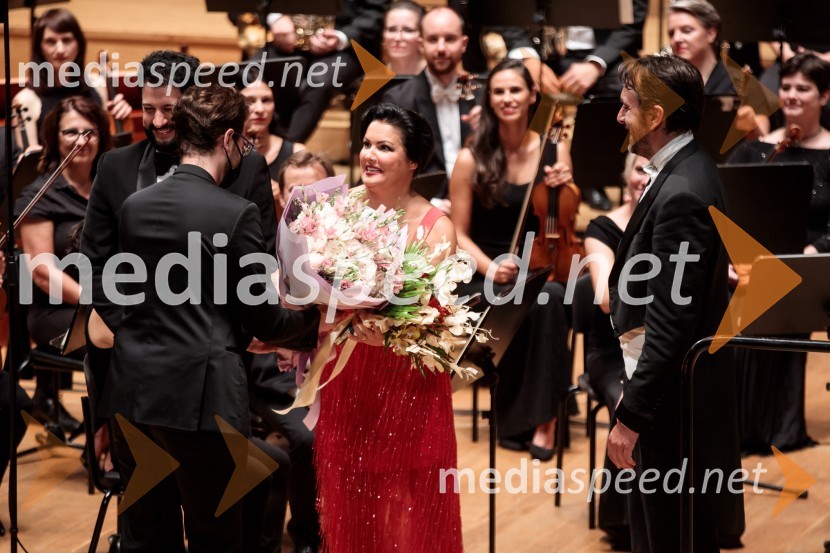  Anna Netrebko, sopranistkaAnna Netrebko in Yusif Eyvazov, nastop v okviru 69. Ljubljana Festivala