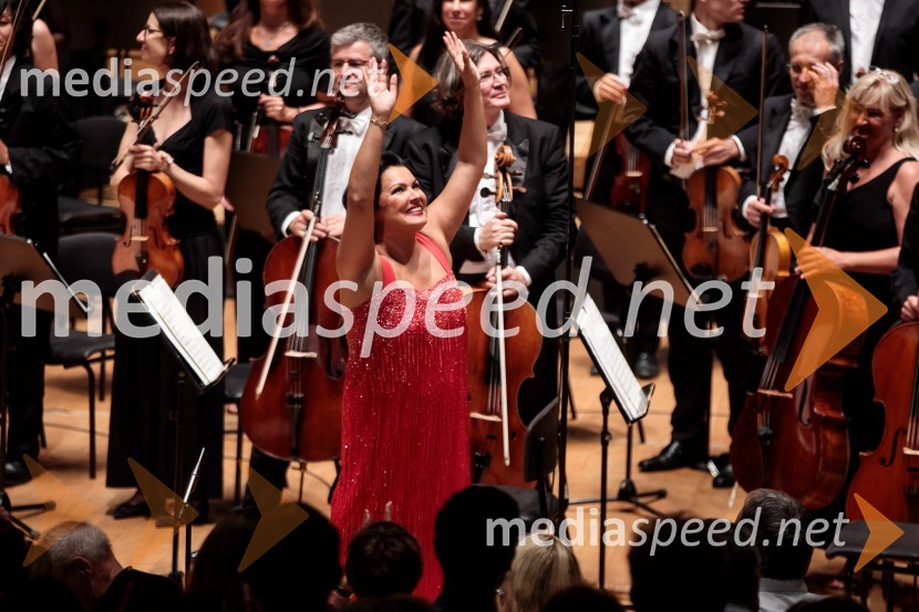  Anna Netrebko, sopranistkaAnna Netrebko in Yusif Eyvazov, nastop v okviru 69. Ljubljana Festivala