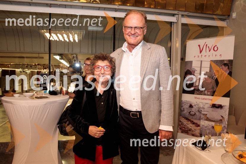  Dragica Petrovič, režiserka in producentka;  Janez  Škrabec, direktor Riko d.o.o., predsednik Slovensko-ruskega poslovnega sveta, častni konzul BelorusijeAnna Netrebko in Yusif Eyvazov, nastop v okviru 69. Ljubljana Festivala