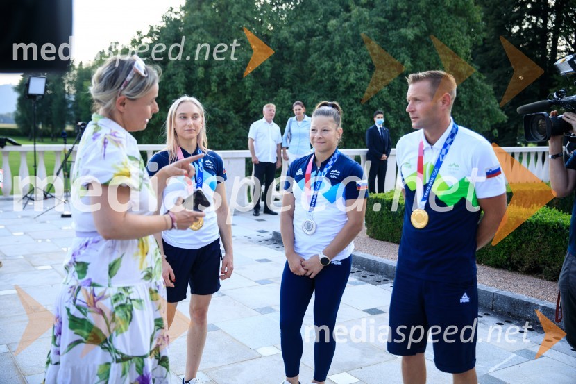  ... ;  Janja Garnbret, plezalka;  Tina Trstenjak, judoistka;  Benjamin Savšek, kanuist Sprejem olimpijske reprezentance na Brdu