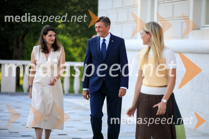 dr. Simona Kustec, ministrica za izobraževanje, znanost in šport;  Borut Pahor, predsednik Republike Slovenije;  ... Sprejem olimpijske reprezentance na Brdu