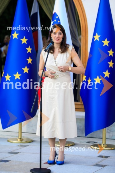 dr. Simona Kustec, ministrica za izobraževanje, znanost in športSprejem olimpijske reprezentance na Brdu