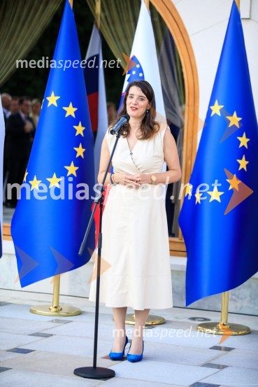 dr. Simona Kustec, ministrica za izobraževanje, znanost in športSprejem olimpijske reprezentance na Brdu