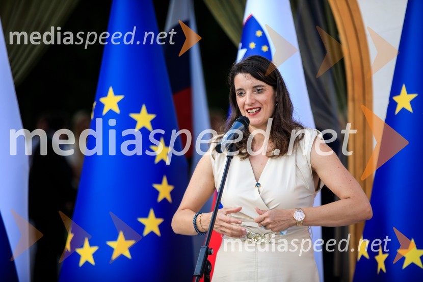 dr. Simona Kustec, ministrica za izobraževanje, znanost in športSprejem olimpijske reprezentance na Brdu