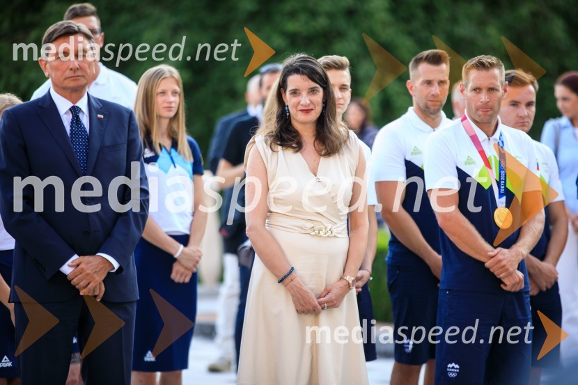  Borut Pahor, predsednik Republike Slovenije; dr. Simona Kustec, ministrica za izobraževanje, znanost in šport;  Benjamin Savšek, kanuist Sprejem olimpijske reprezentance na Brdu