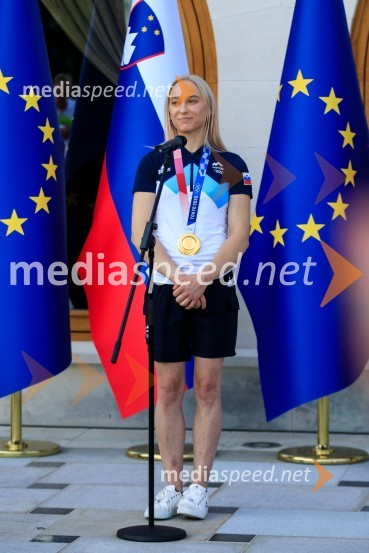  Janja Garnbret, plezalkaSprejem olimpijske reprezentance na Brdu