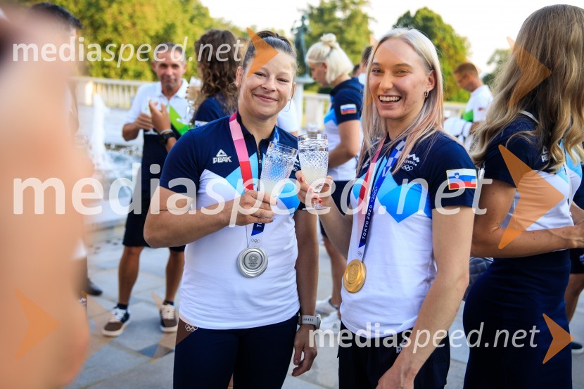  Tina Trstenjak, judoistka;  Janja Garnbret, plezalkaSprejem olimpijske reprezentance na Brdu
