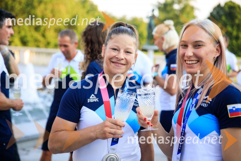  Tina Trstenjak, judoistka;  Janja Garnbret, plezalkaSprejem olimpijske reprezentance na Brdu