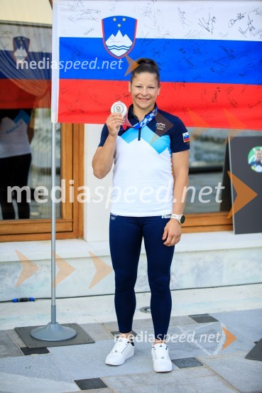  Tina Trstenjak, judoistkaSprejem olimpijske reprezentance na Brdu