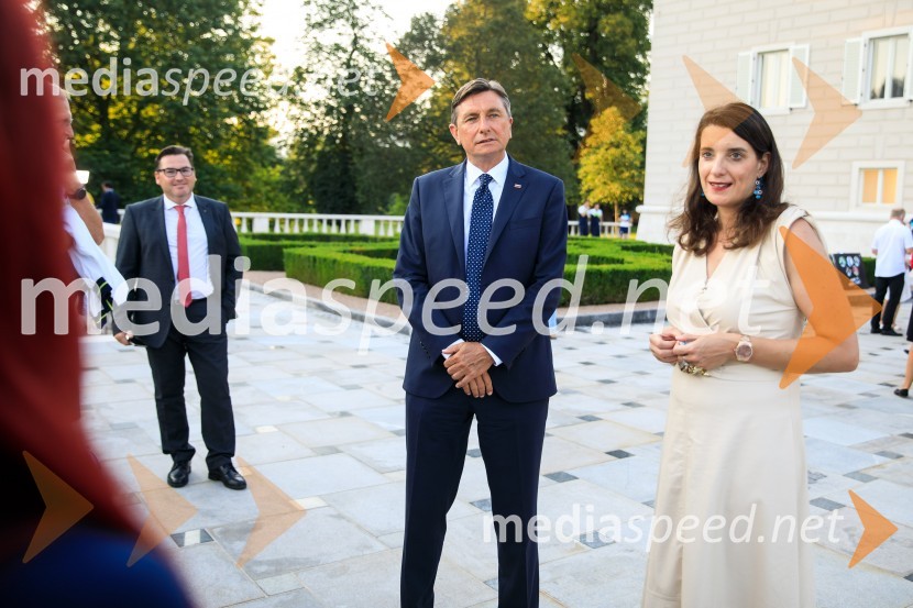  Borut Pahor, predsednik Republike Slovenije; dr. Simona Kustec, ministrica za izobraževanje, znanost in športSprejem olimpijske reprezentance na Brdu