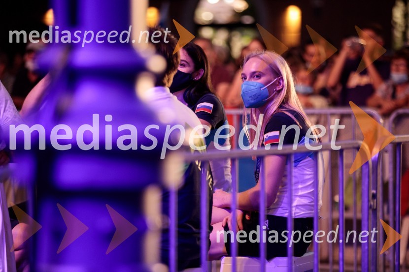  Janja Garnbret, slovenska športna plezalkaSprejem olimpijske reprezentance na Kongresnem trgu