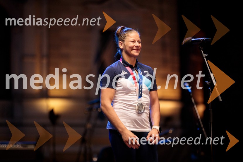  Tina Trstenjak, judoistkaSprejem olimpijske reprezentance na Kongresnem trgu