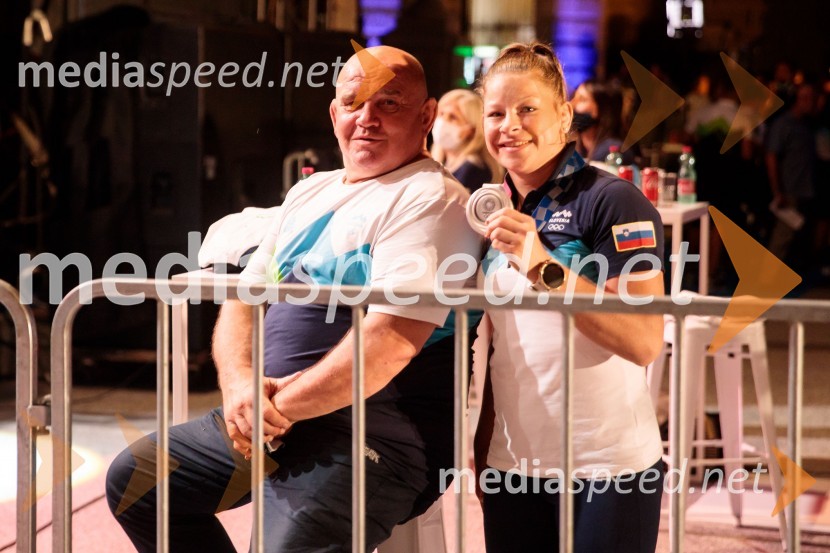 Sprejem olimpijske reprezentance na Kongresnem trgu