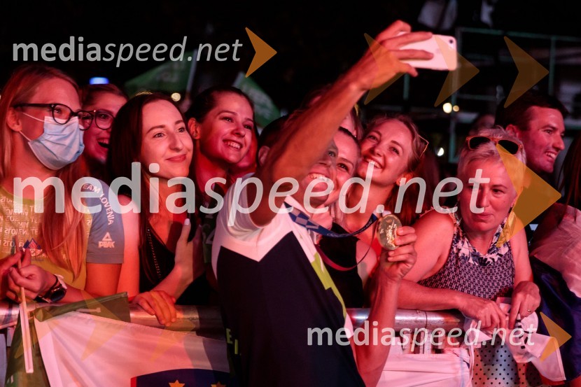 Sprejem olimpijske reprezentance na Kongresnem trgu