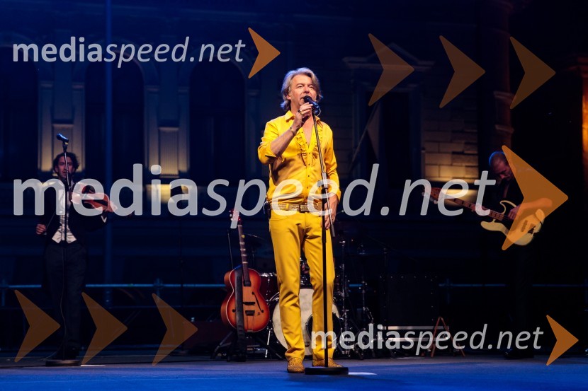  Robert Pešut - Magnifico, glasbenikSprejem olimpijske reprezentance na Kongresnem trgu