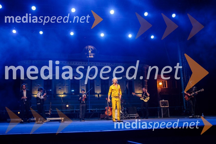  Robert Pešut - Magnifico, glasbenikSprejem olimpijske reprezentance na Kongresnem trgu