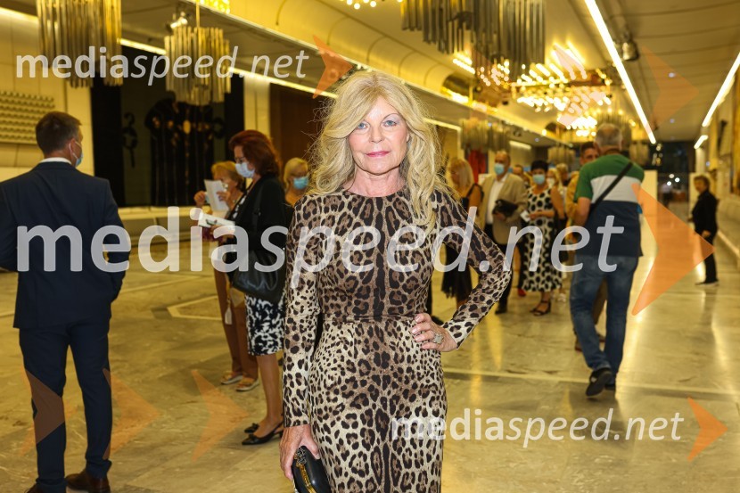  Darja Kuhar Kotnik, soustanoviteljica in podpredsednica Društva za zdravje narodaNastop tenorista Jonasa Kaufmanna v okviru 69. Ljubljana Festivala