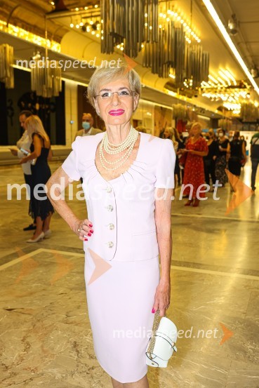  Metka  Premerl, slavistkaNastop tenorista Jonasa Kaufmanna v okviru 69. Ljubljana Festivala