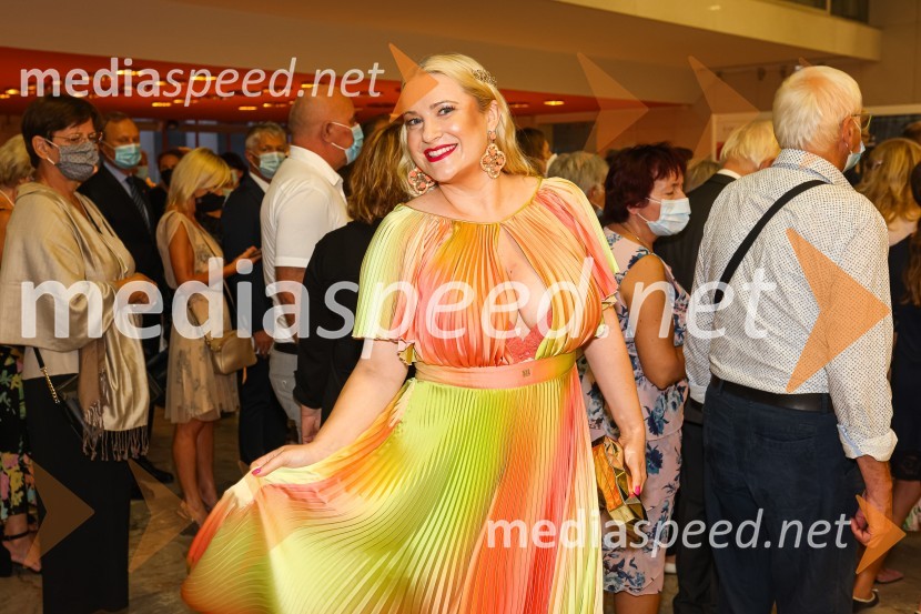  Danica Lovenjak, novinarkaNastop tenorista Jonasa Kaufmanna v okviru 69. Ljubljana Festivala