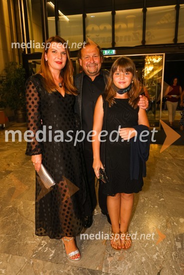  Janja Lamberger;  Darko  Brlek, direktor in umetniški vodja, Festival Ljubljana;  Eva Marija BrlekNastop tenorista Jonasa Kaufmanna v okviru 69. Ljubljana Festivala