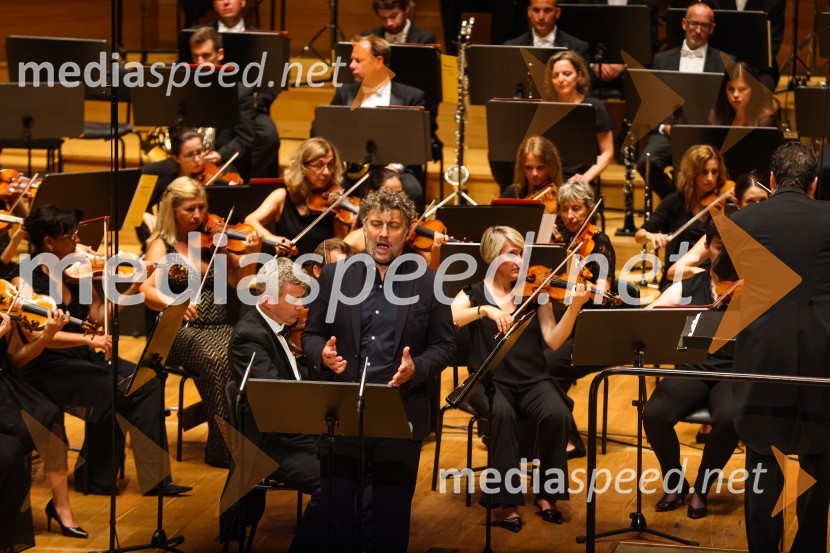  Jonas Kaufmann, tenorNastop tenorista Jonasa Kaufmanna v okviru 69. Ljubljana Festivala