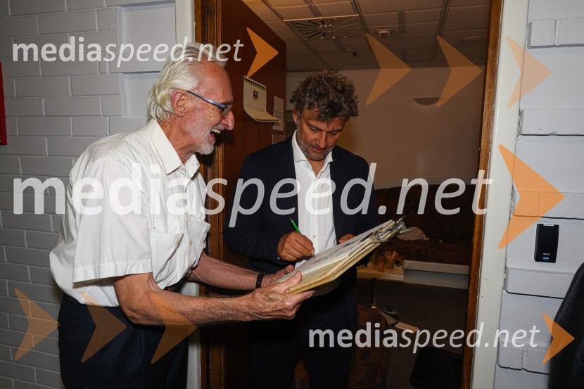  ... ;  Jonas Kaufmann, tenorNastop tenorista Jonasa Kaufmanna v okviru 69. Ljubljana Festivala