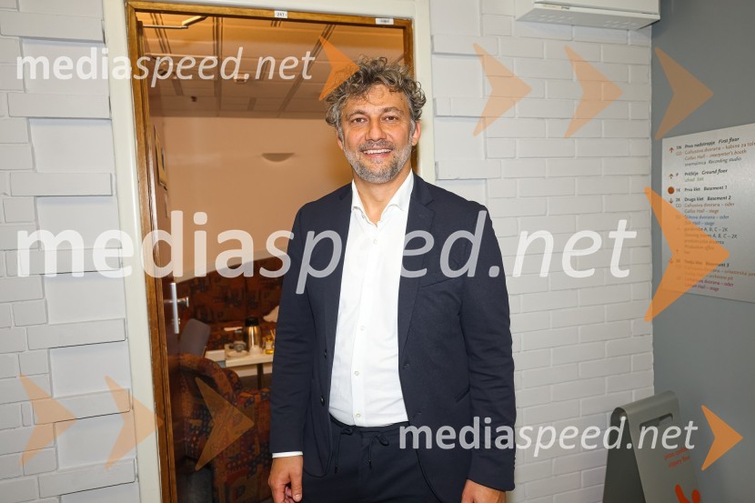  Jonas Kaufmann, tenorNastop tenorista Jonasa Kaufmanna v okviru 69. Ljubljana Festivala