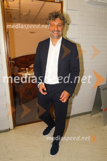  Jonas Kaufmann, tenorNastop tenorista Jonasa Kaufmanna v okviru 69. Ljubljana Festivala