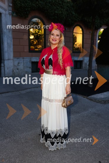  Danica Lovenjak, novinarkaMuzikal Chicago, Festival Ljubljana 2021