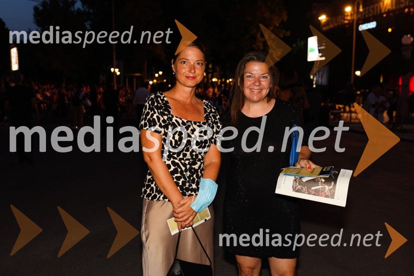  Špela Rogel, arhitektka;  Tjaša Kolenc Filipčič, vodja upravljanja z blagovno znamko in direktorica marketinga v Skupini TriglavMuzikal Chicago, Festival Ljubljana 2021