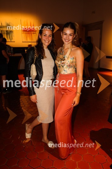  ... ;  Saša Lešnjek, pevka, igralkaMuzikal Chicago, Festival Ljubljana 2021