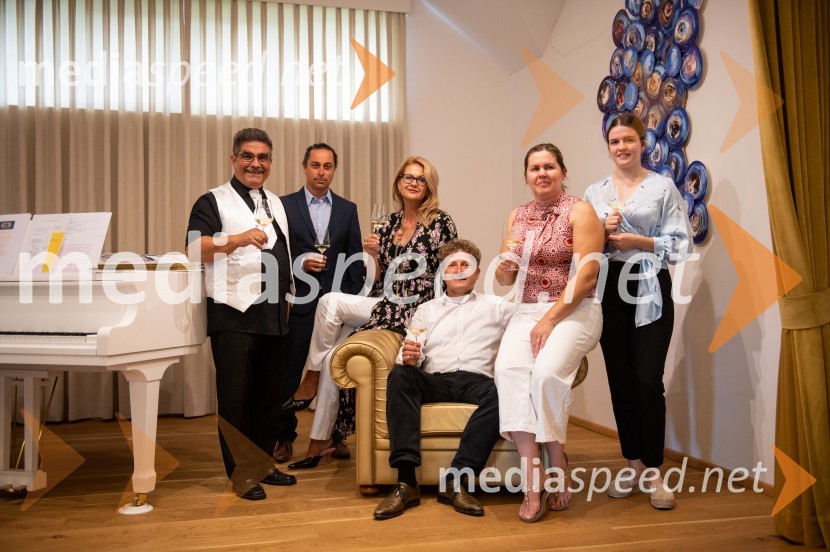 Vino je glasba, krstna uprizoritev kulturno enološkega doživetja