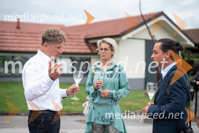 Vino je glasba, krstna uprizoritev kulturno enološkega doživetja