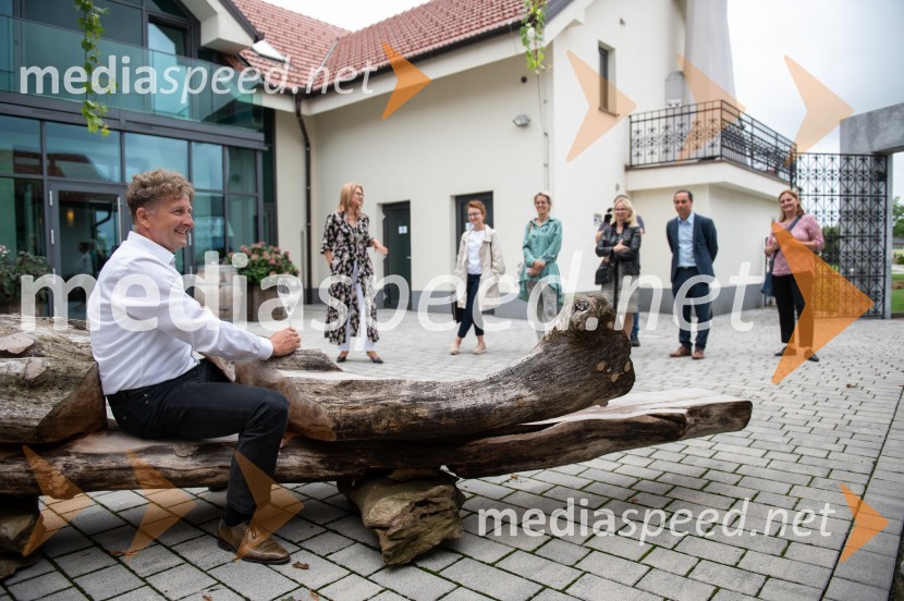 Vino je glasba, krstna uprizoritev kulturno enološkega doživetja