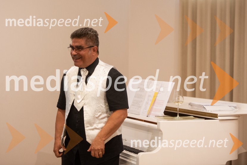 Vino je glasba, krstna uprizoritev kulturno enološkega doživetja