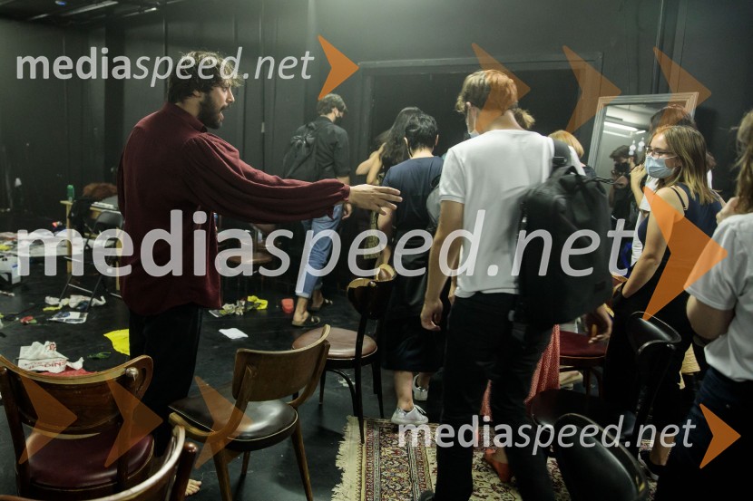 Solo, projekt Nine Rajič Kranjac, Nova pošta, Slovensko mladinsko gledališče