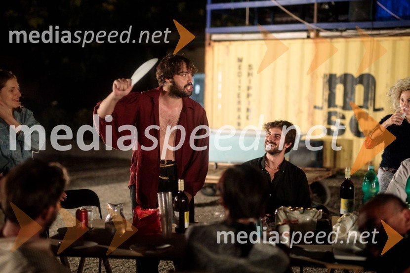 Solo, projekt Nine Rajič Kranjac, Nova pošta, Slovensko mladinsko gledališče