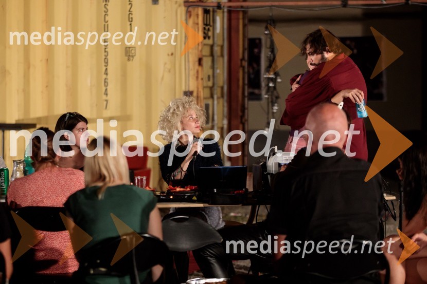 Solo, projekt Nine Rajič Kranjac, Nova pošta, Slovensko mladinsko gledališče