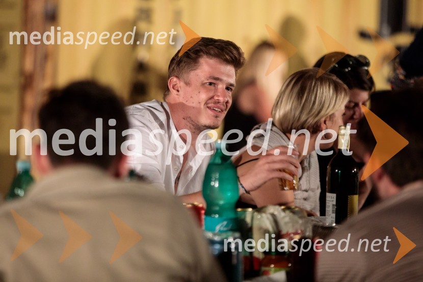 Solo, projekt Nine Rajič Kranjac, Nova pošta, Slovensko mladinsko gledališče