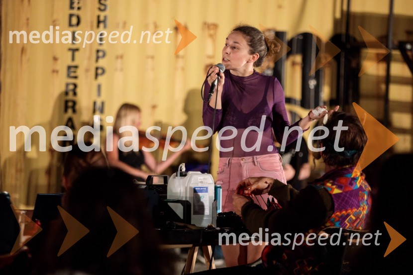 Solo, projekt Nine Rajič Kranjac, Nova pošta, Slovensko mladinsko gledališče