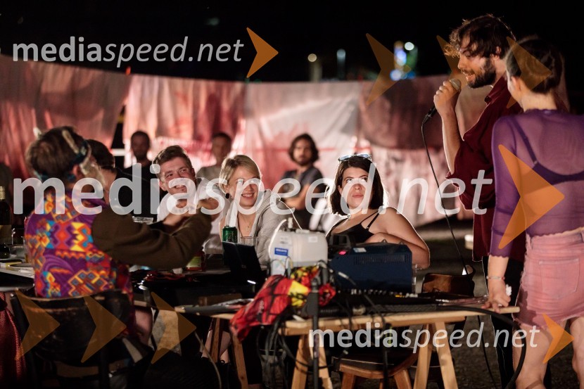 Solo, projekt Nine Rajič Kranjac, Nova pošta, Slovensko mladinsko gledališče