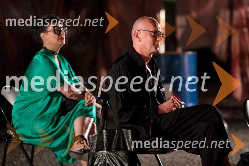 Solo, projekt Nine Rajič Kranjac, Nova pošta, Slovensko mladinsko gledališče