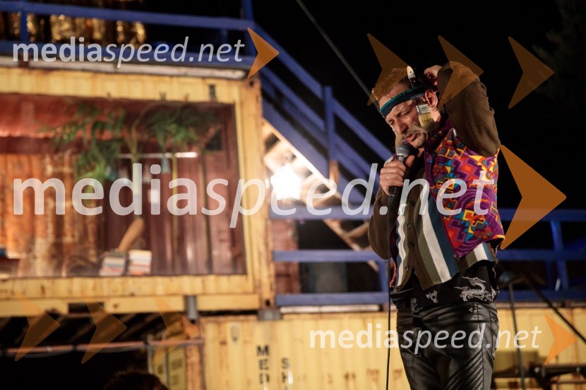 Solo, projekt Nine Rajič Kranjac, Nova pošta, Slovensko mladinsko gledališče