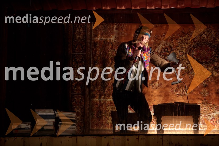 Solo, projekt Nine Rajič Kranjac, Nova pošta, Slovensko mladinsko gledališče