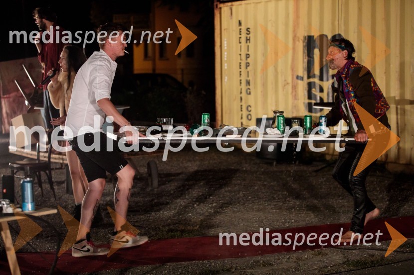 Solo, projekt Nine Rajič Kranjac, Nova pošta, Slovensko mladinsko gledališče