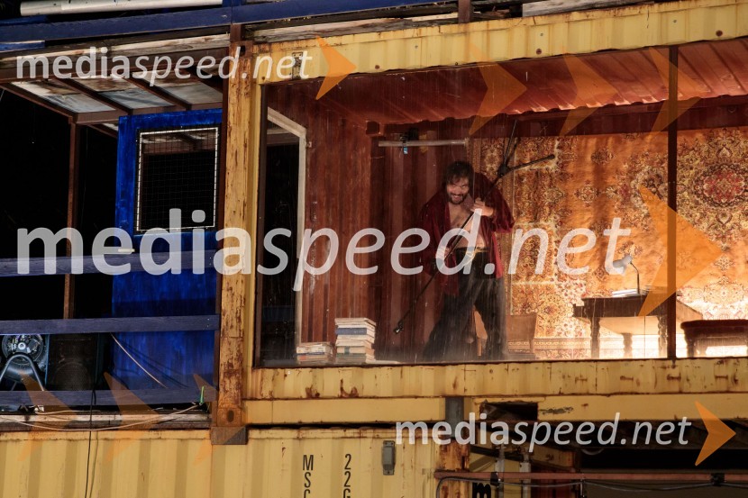 Solo, projekt Nine Rajič Kranjac, Nova pošta, Slovensko mladinsko gledališče