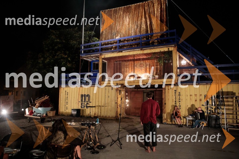 Solo, projekt Nine Rajič Kranjac, Nova pošta, Slovensko mladinsko gledališče